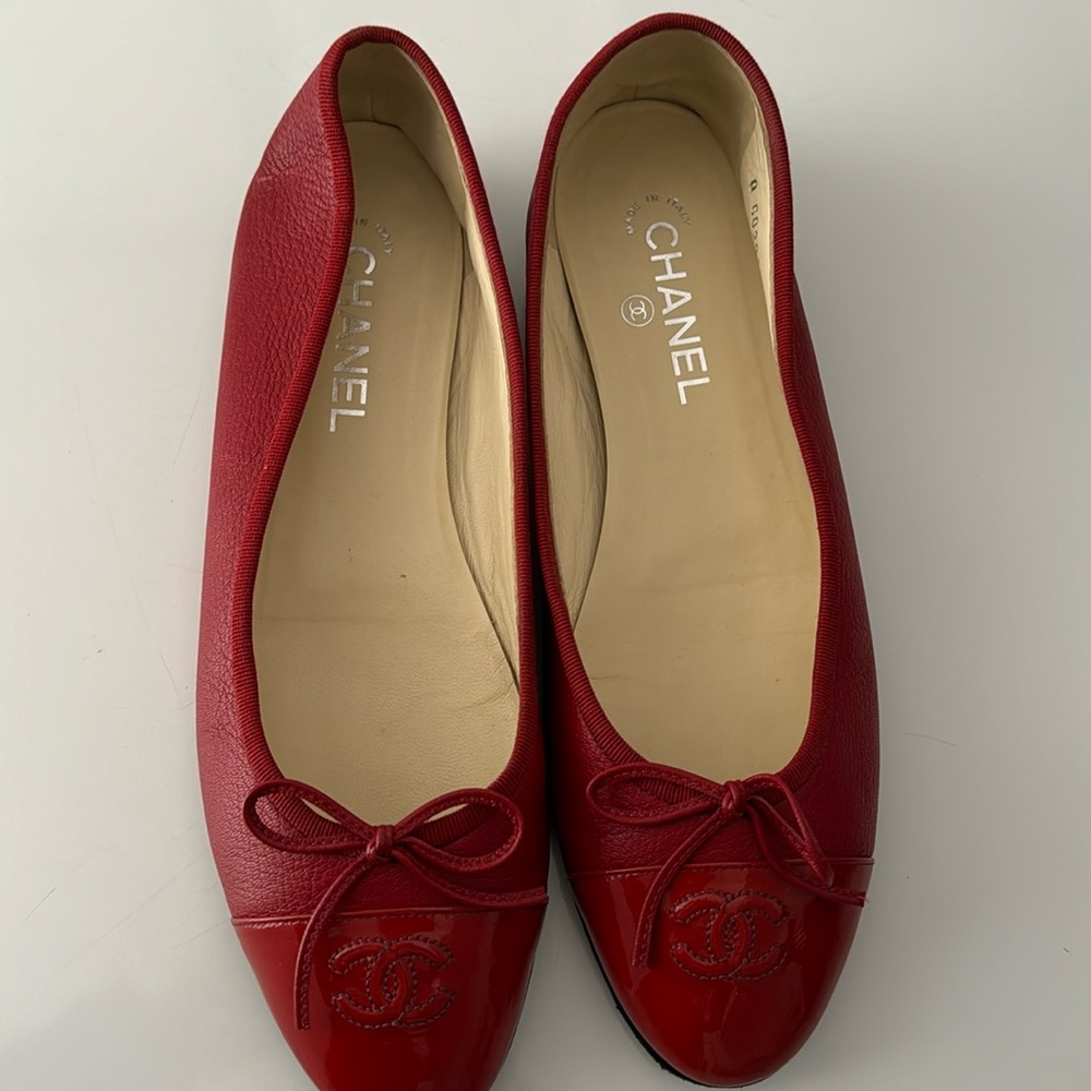 Used but in good condition red Chanel flats